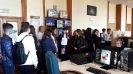 ÎN COLOSUL CU 17 POSTURI DE RADIO 